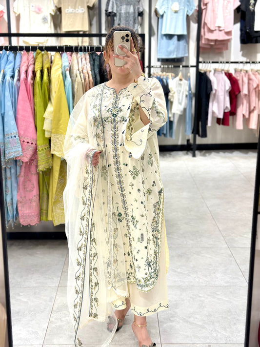 EMBROIDERED 3PC STITCH LAWAN SUIT