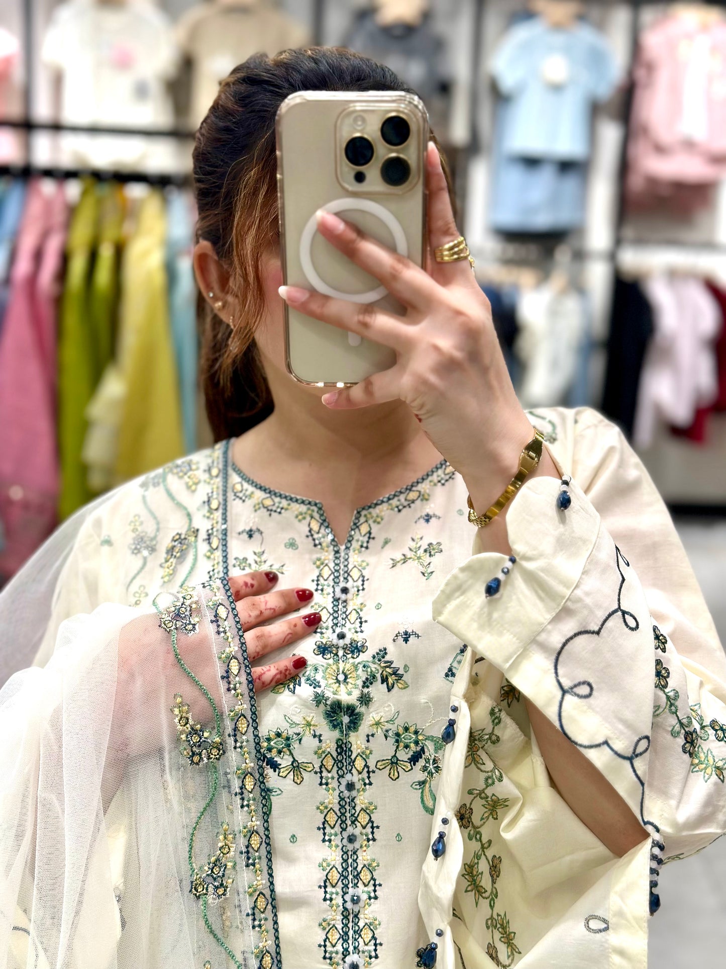 EMBROIDERED 3PC STITCH LAWAN SUIT