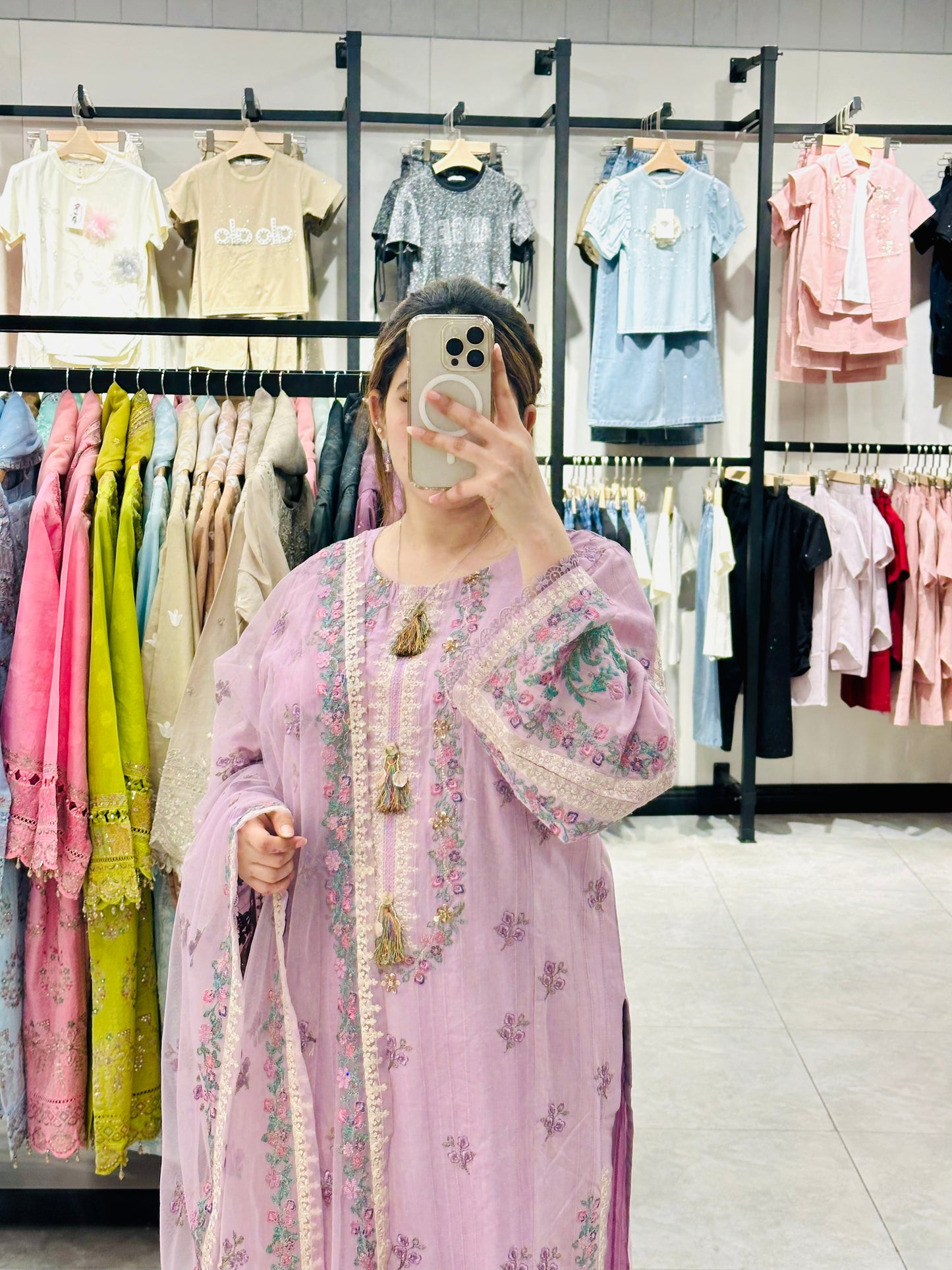 EMBROIDERED 3PC STITCH LAWAN SUIT