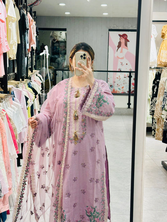 EMBROIDERED 3PC STITCH LAWAN SUIT